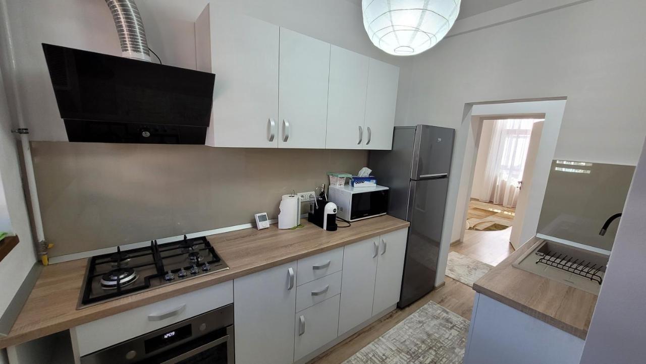 Andy Apartament Petroşani المظهر الخارجي الصورة